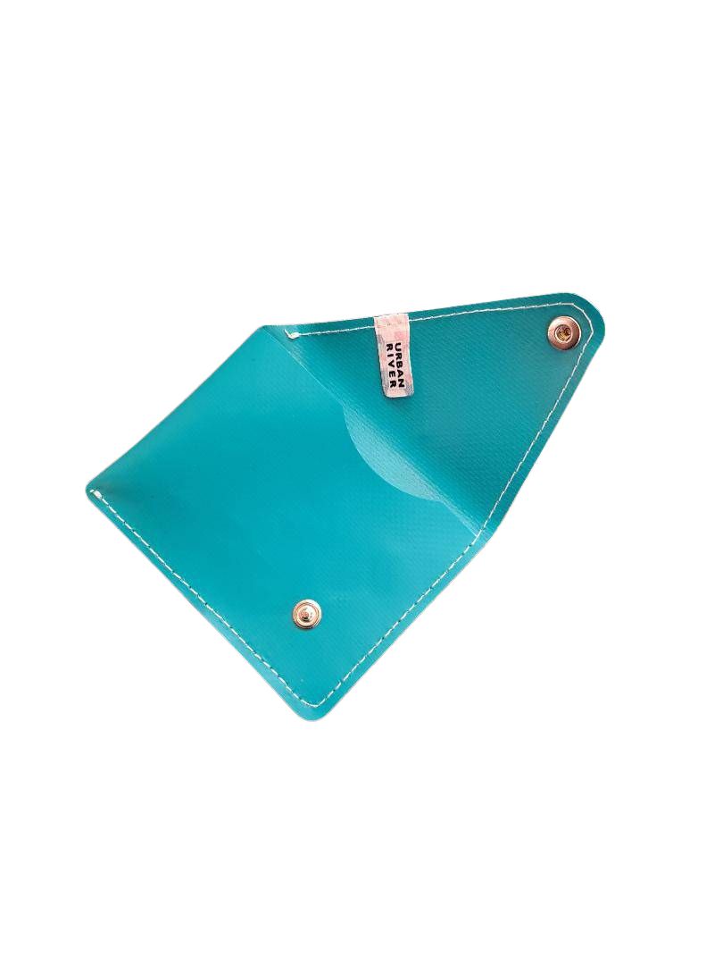 Porte cartes en bâche de kayak surcyclée – Image 2